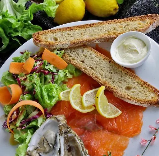 Le Coin Des Halles 2* Каор