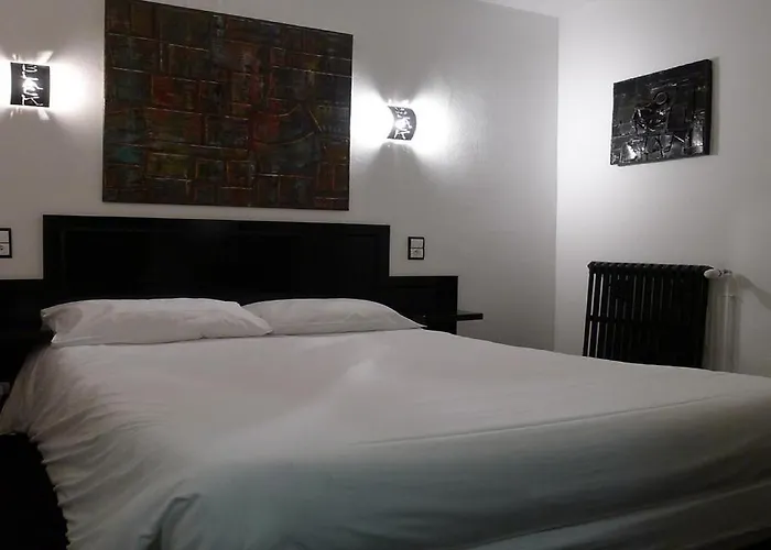 Le Coin Des Halles Отель 2*