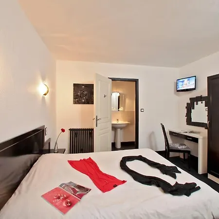 Le Coin Des Halles Hotel 2*